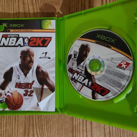 NBA 2K7 Microsoft XBOX game (CIB) - Picture 2 of 4